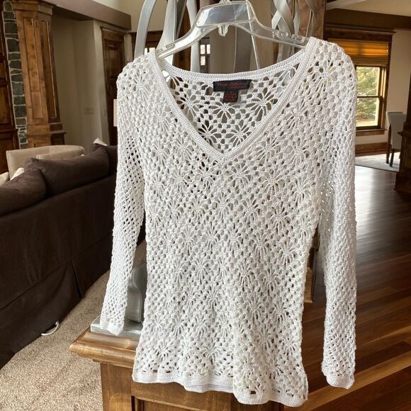 💼Beautiful Crocheted Sweater, Long Sleeve, V-neck - Picture 5 of 9